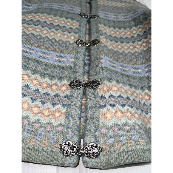 Frost 100% Lambs Wool cardigan sweater with metal fashion clasps - size XL - Picture 5 of 12